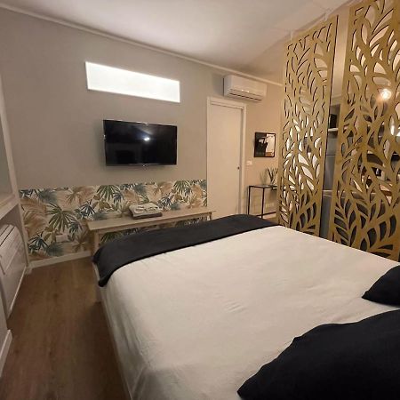 Hello - Modern Studio In Downtown Garden Apartment ตูริน ภายนอก รูปภาพ